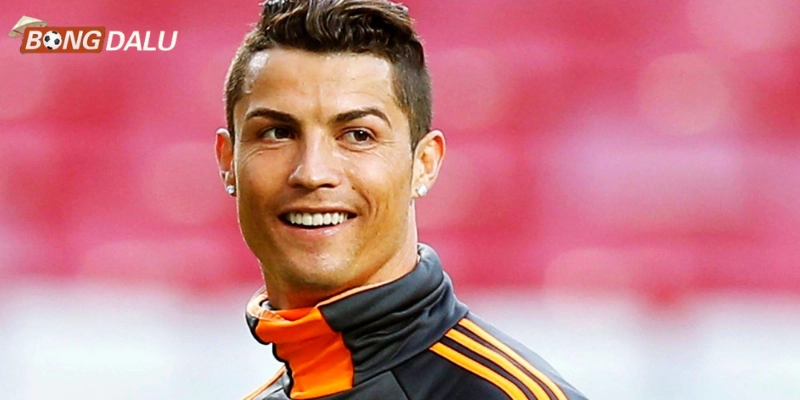 Tìm về tiểu sử của CR7